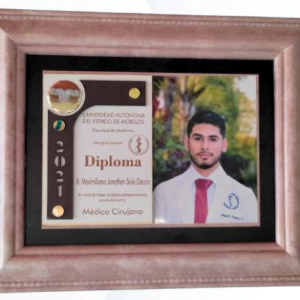 DIPLOMA Y FOTO INDIVIDUAL 3